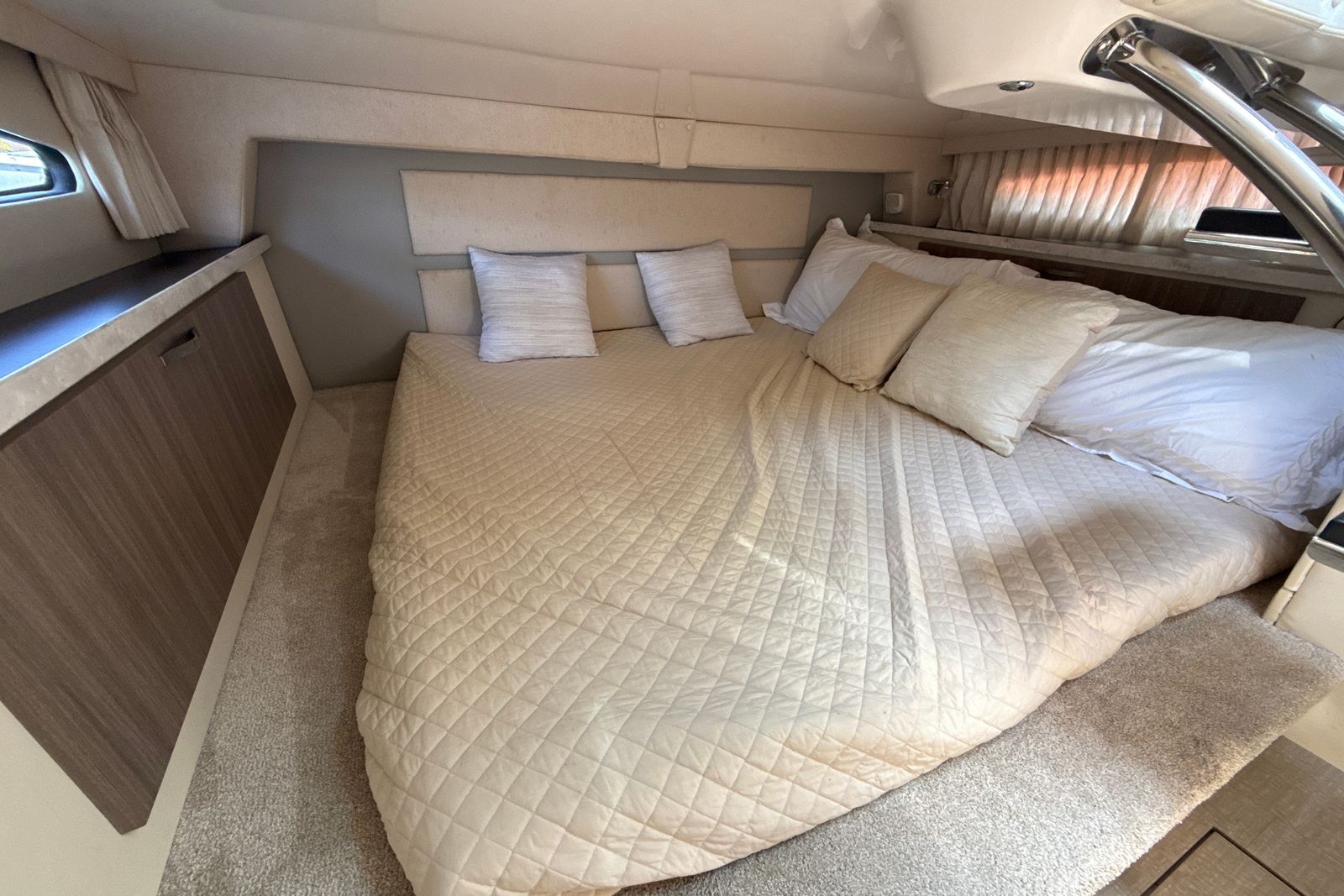 2019 Regal 33 XO