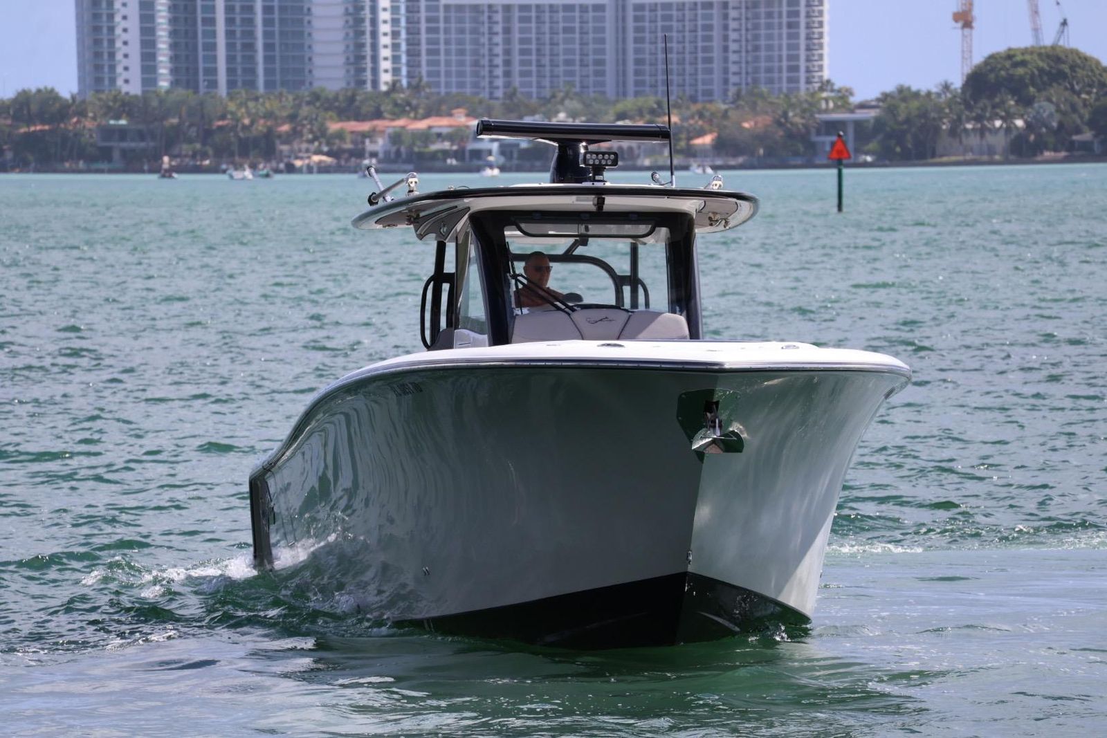 2020 Blackwater 41 Performance Fish — Quad Mercury 450R Outboards, North Miami