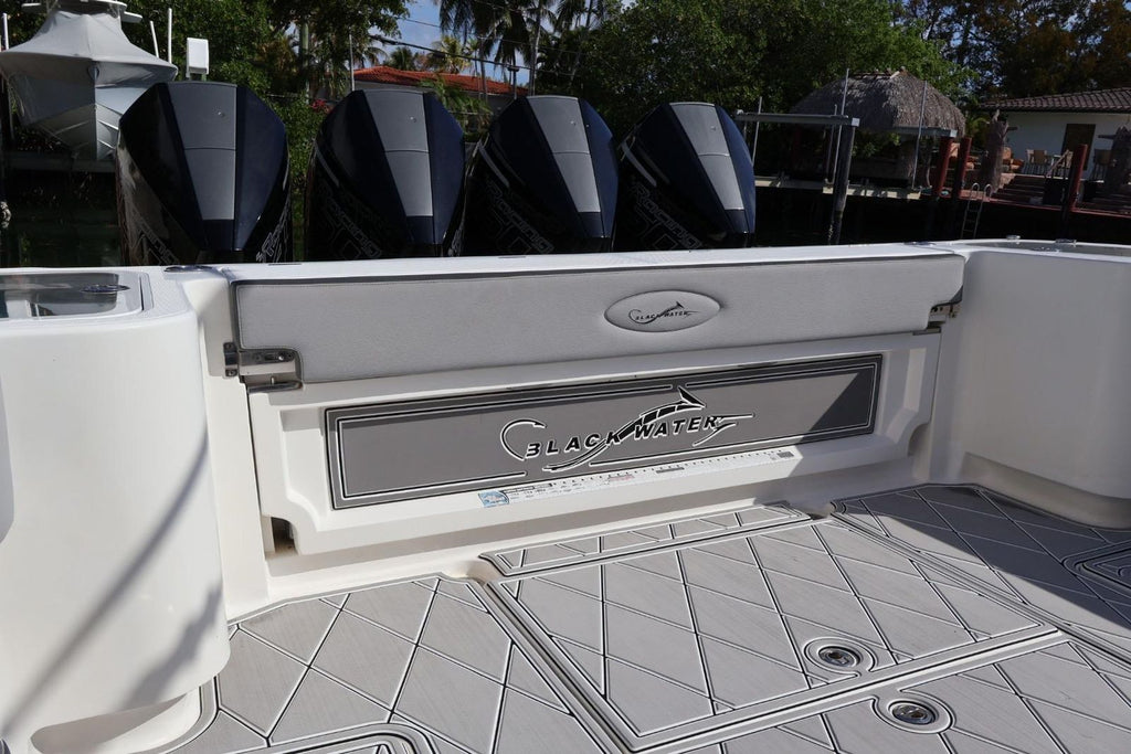 2020 Blackwater 41 Performance Fish — Quad Mercury 450R Outboards, North Miami