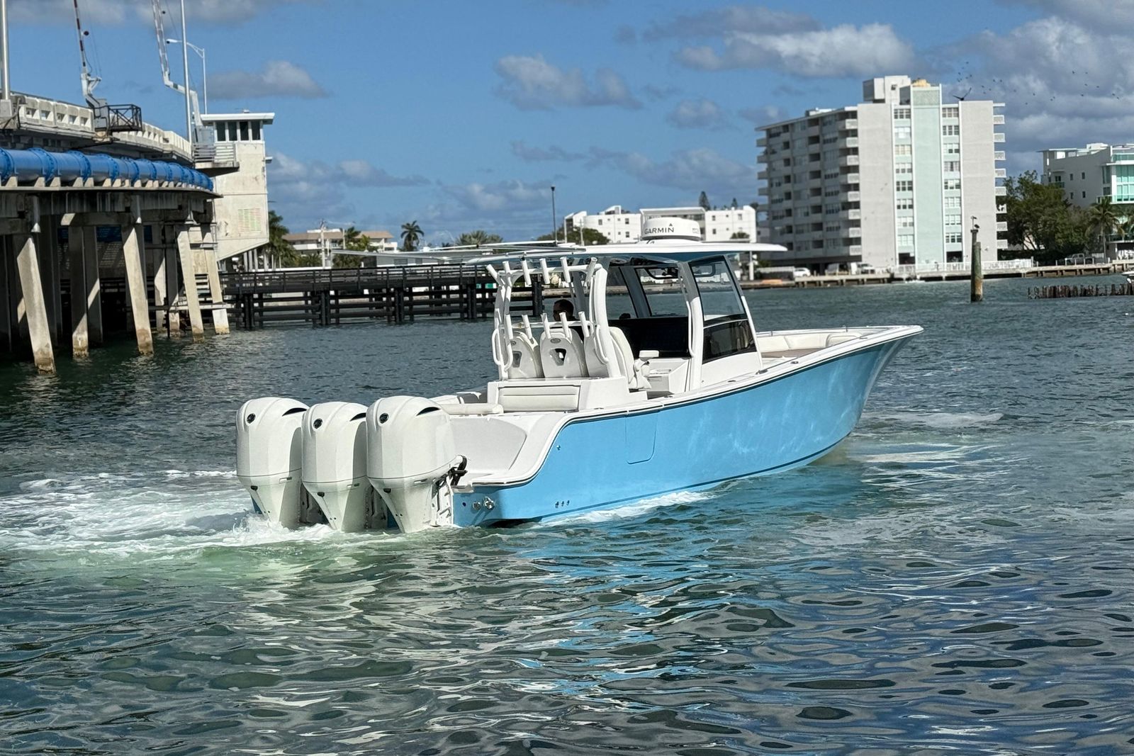 2020 Sportsman Open 352 Center Console — 900hp Triple Yamaha, Miami