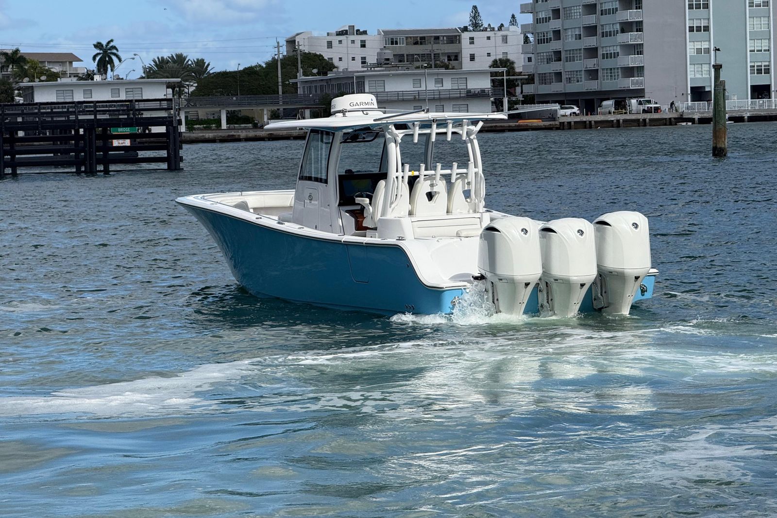 2020 Sportsman Open 352 Center Console — 900hp Triple Yamaha, Miami