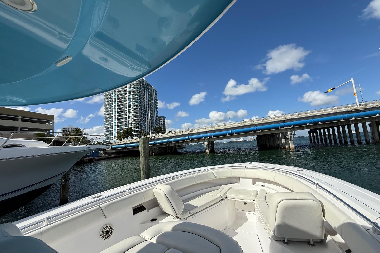 2020 Sportsman Open 352 Center Console — 900hp Triple Yamaha, Miami