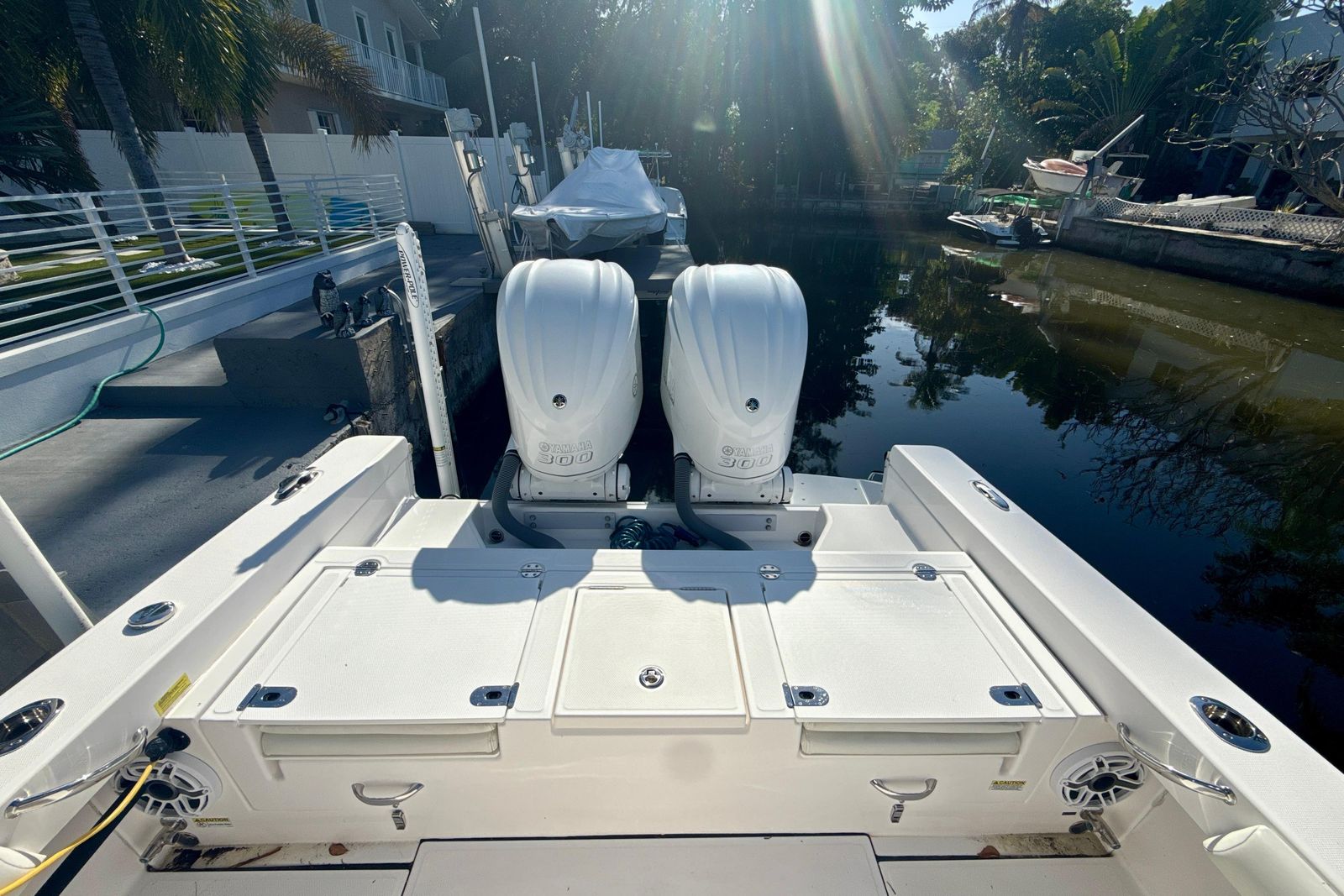 2021 Everglades 273 Center Console