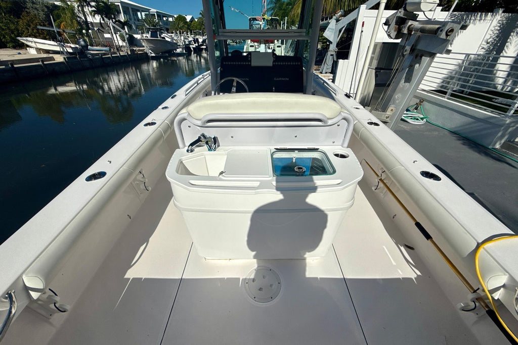 2021 Everglades 273 Center Console