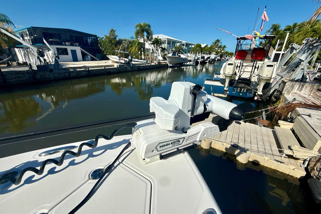 2021 Everglades 273 Center Console