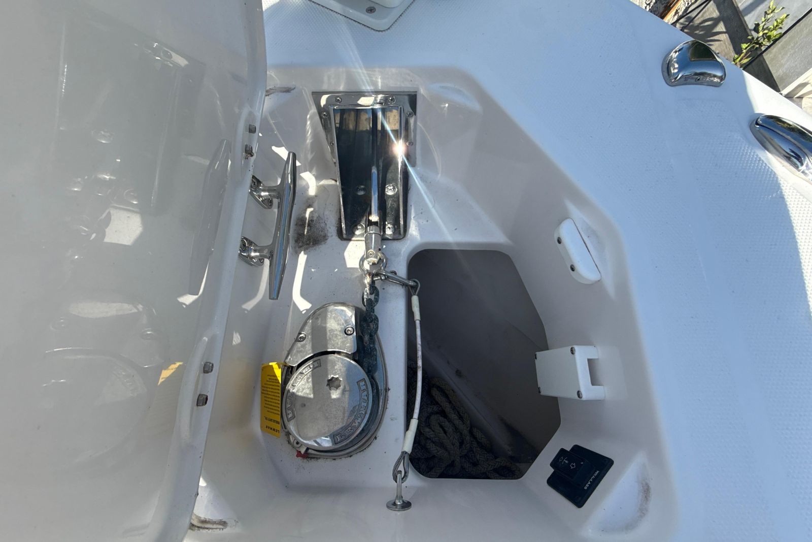 2021 Everglades 273 Center Console