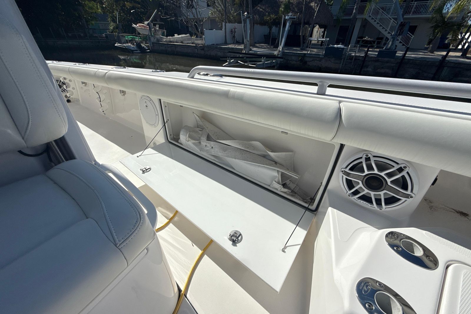 2021 Everglades 273 Center Console