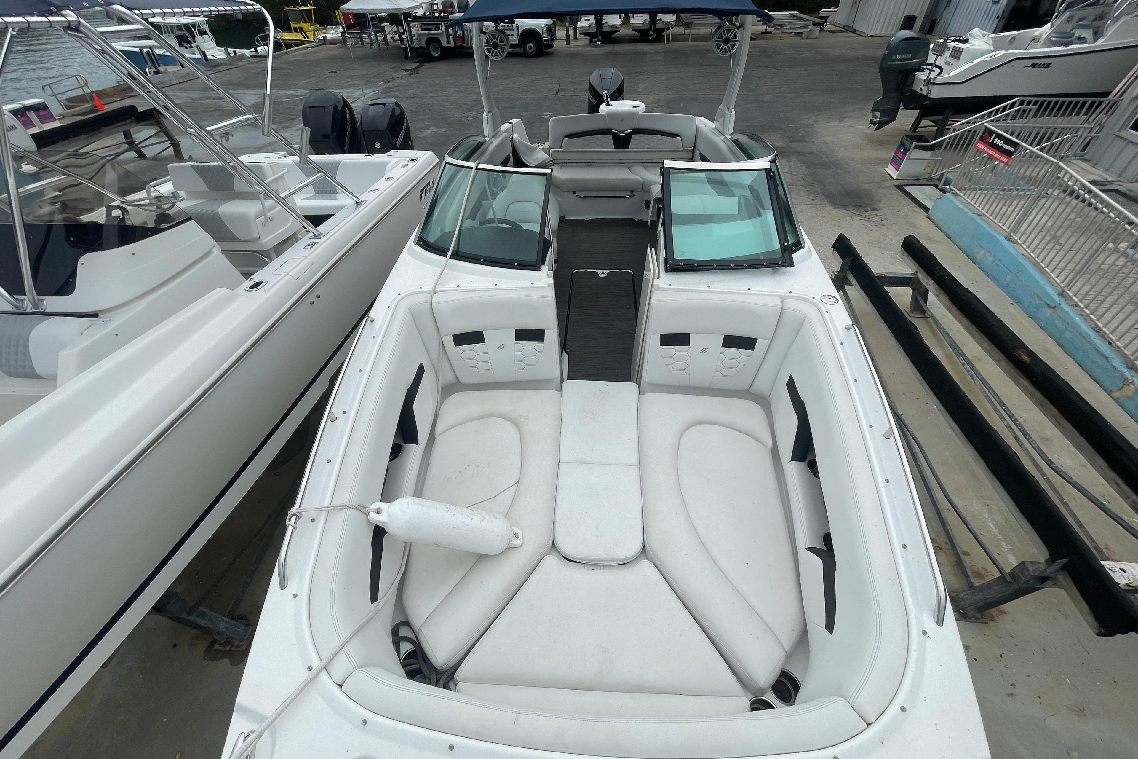 2022 Four Winns HD8 OB
