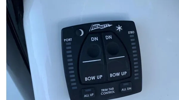 2022 Sea Hunt Gamefish 25 — Twin Yamaha 200s, Homestead