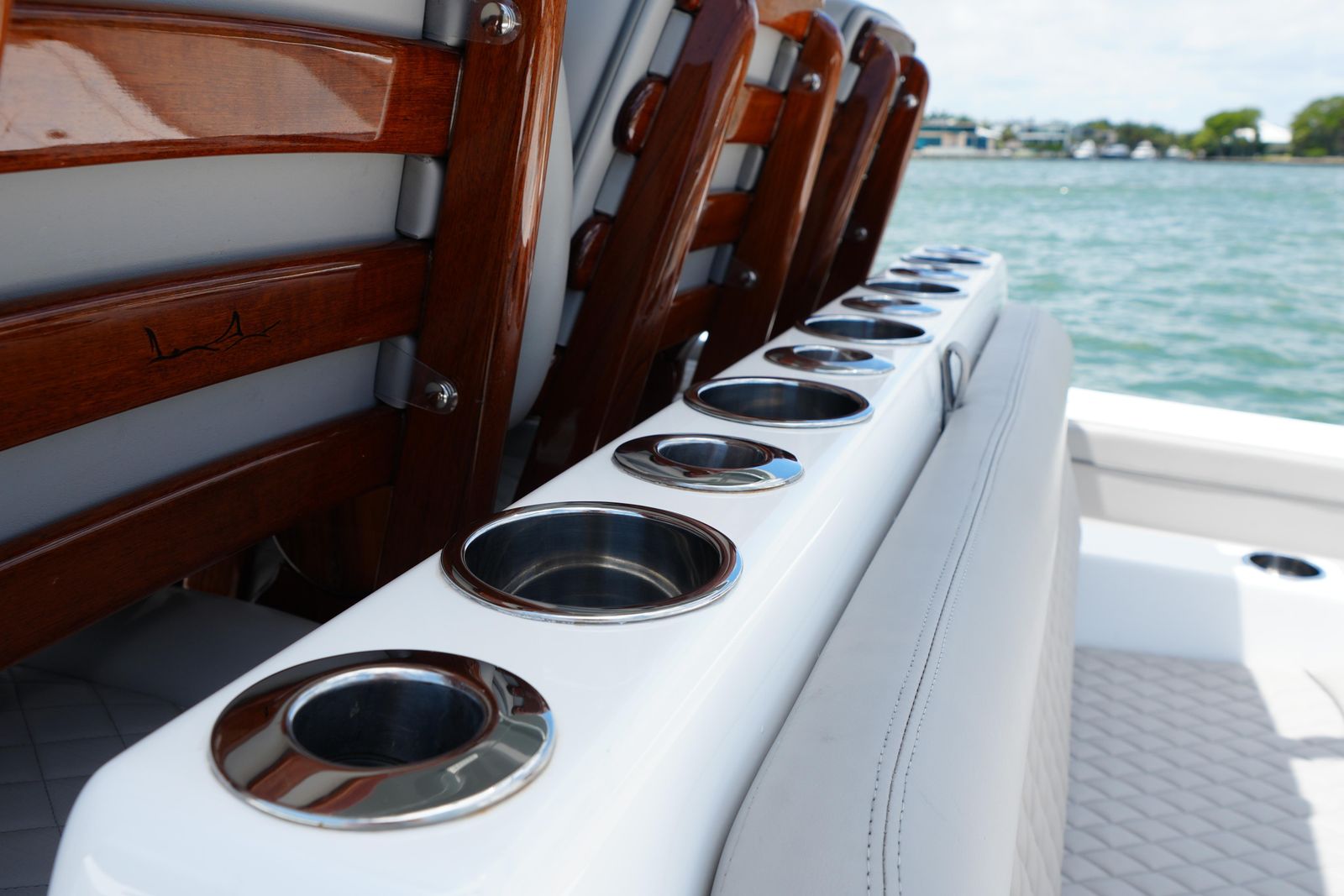 2022 Valhalla V-41 — Quad Mercury 400 Outboards, Miami Beach