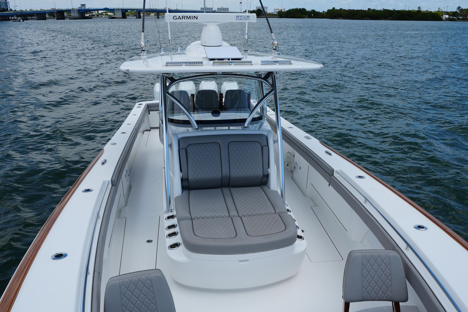 2022 Valhalla V-41 — Quad Mercury 400 Outboards, Miami Beach