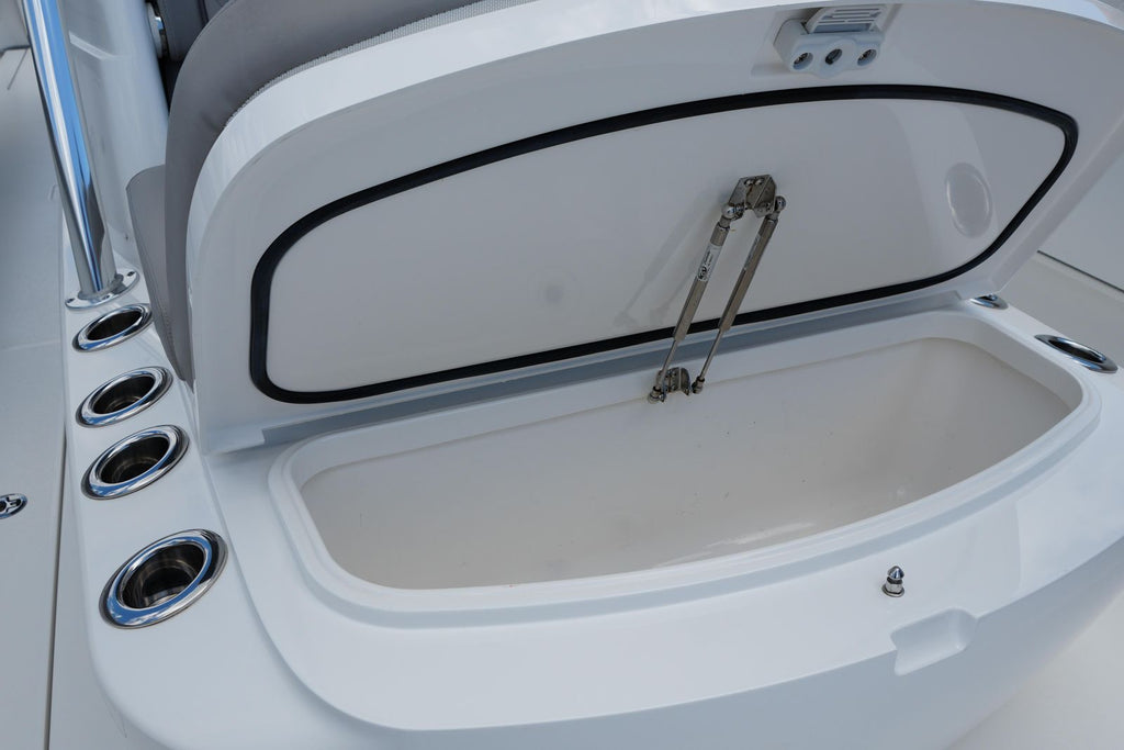 2022 Valhalla V-41 — Quad Mercury 400 Outboards, Miami Beach