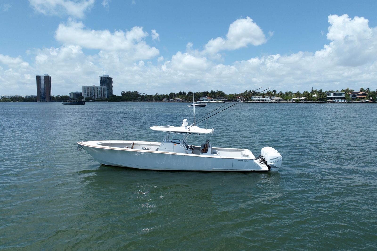 2022 Valhalla V-41 — Quad Mercury 400 Outboards, Miami Beach