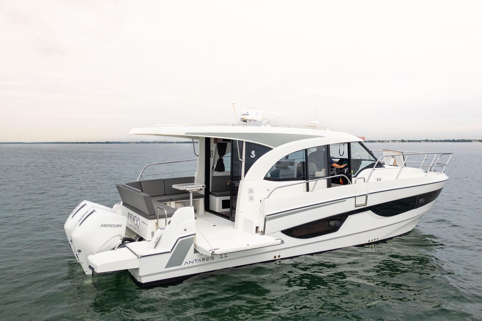2023 Beneteau Antares 11 — Twin 300HP Mercury Verado Outboards, Miami