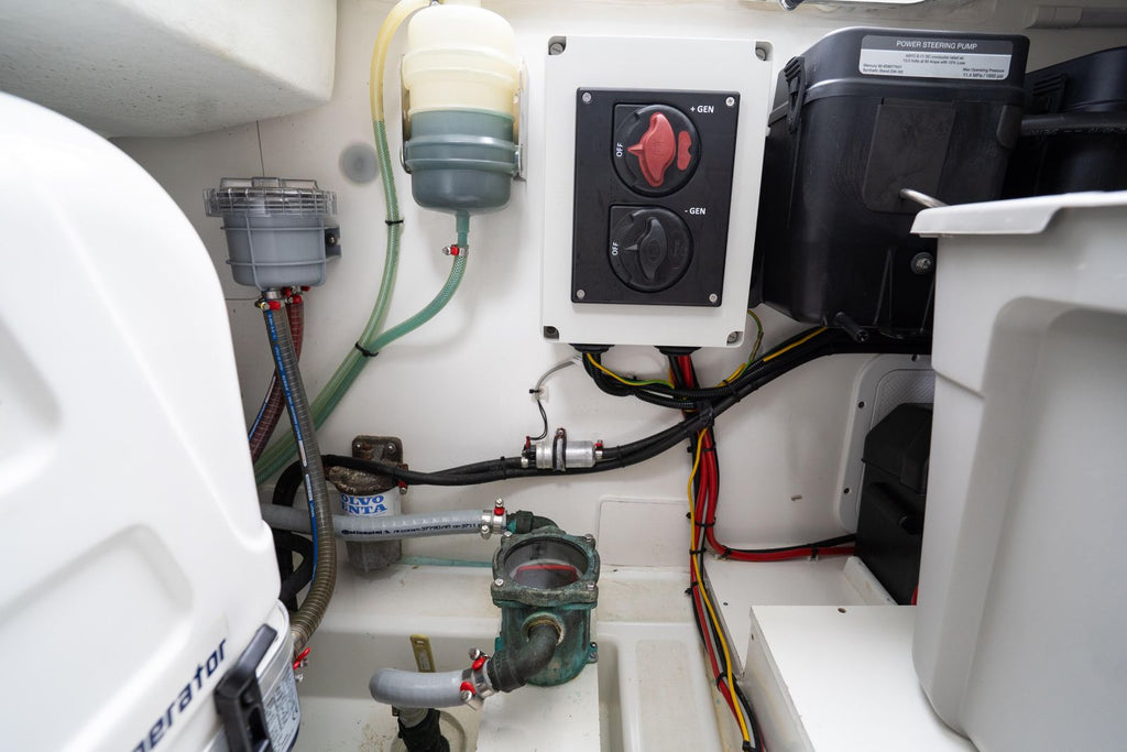 2023 Beneteau Antares 11 — Twin 300HP Mercury Verado Outboards, Miami