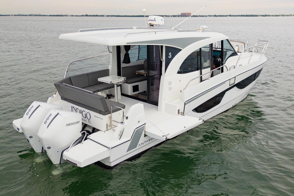 2023 Beneteau Antares 11 — Twin 300HP Mercury Verado Outboards, Miami