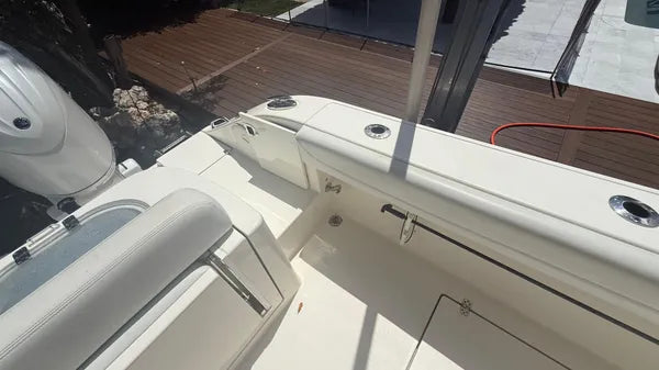 2024 Cobia 280 Center Console