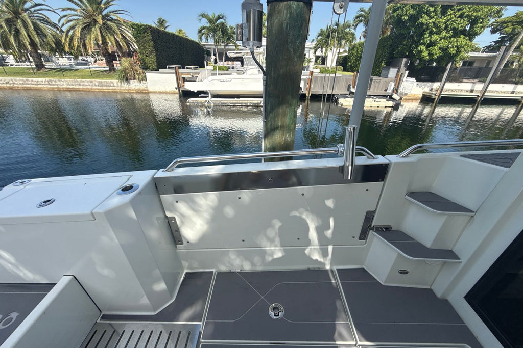 2024 Quarken 35 Cabin Tourer — Twin Yamaha 350s, North Miami Beach