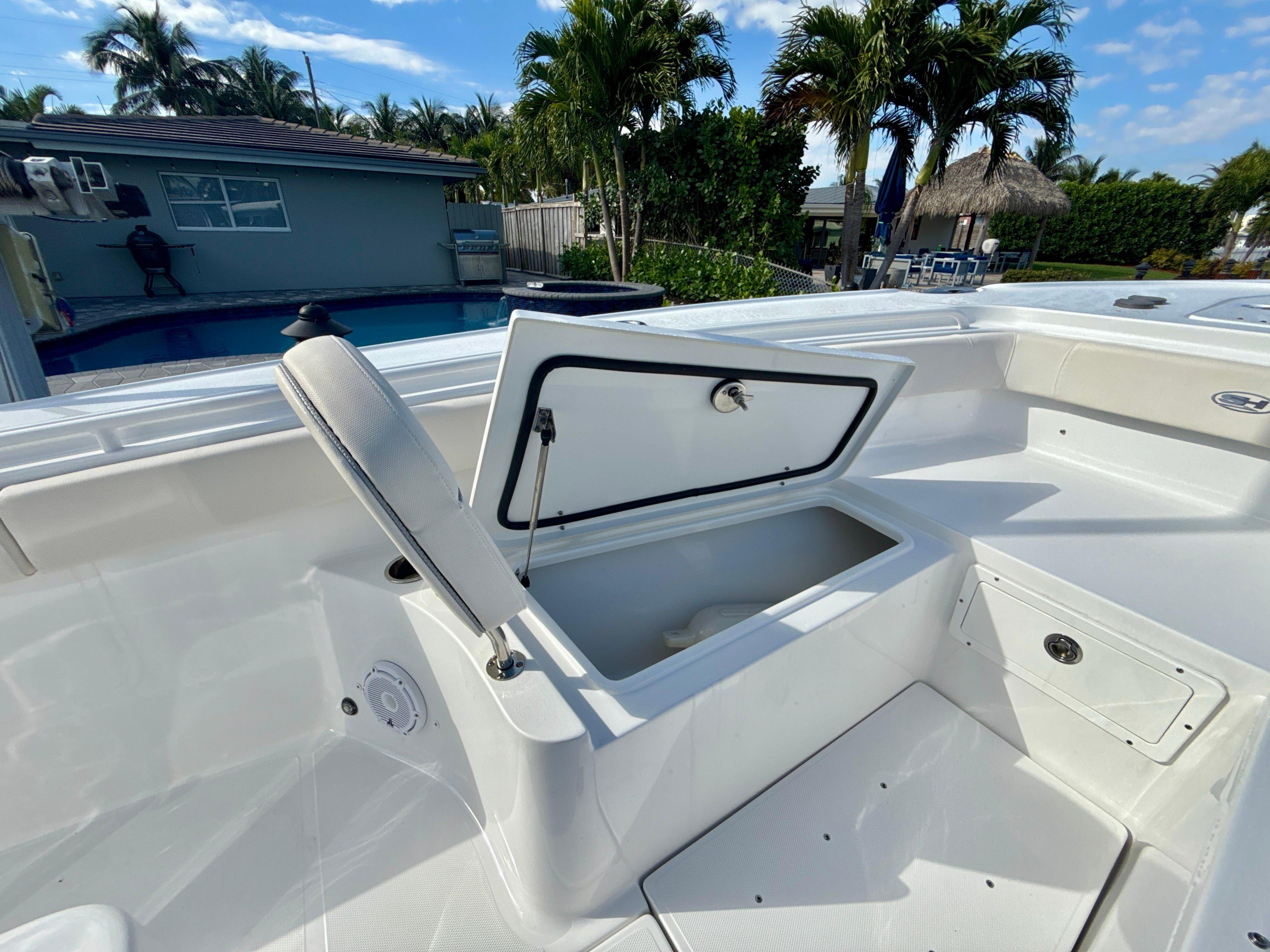 2024 Sea Hunt Ultra 275SE