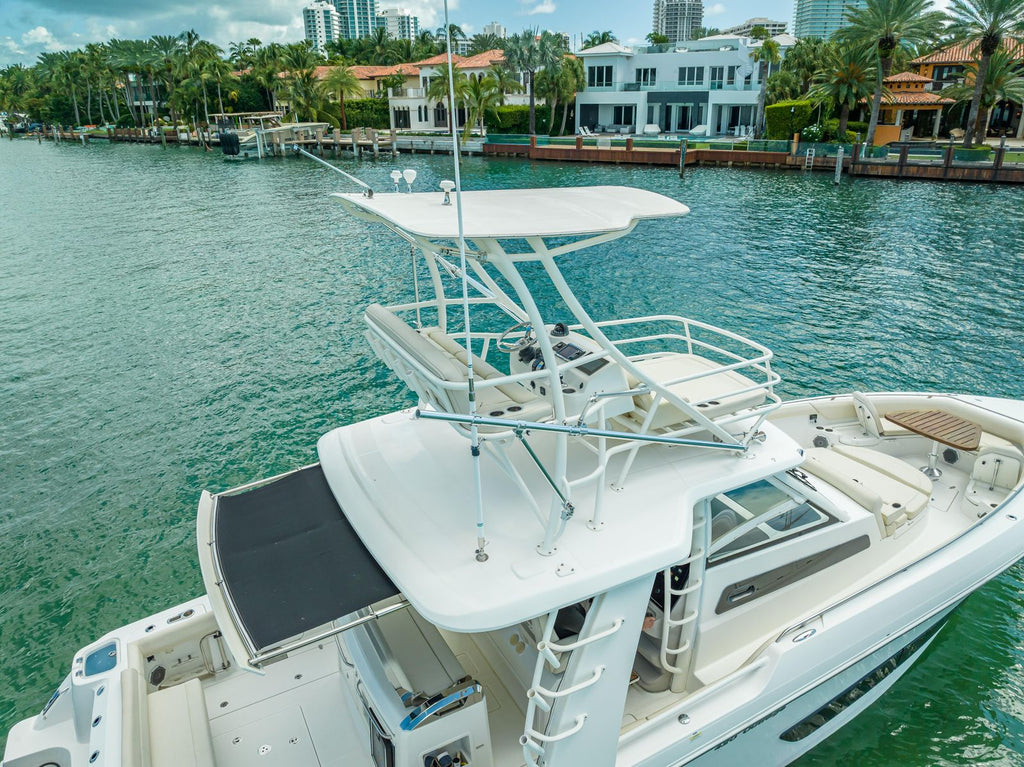 2016 Boston Whaler 420 Outrage — Quad Mercury 350 Verado, Fort Lauderdale