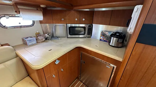 2004 Tiara Yachts 3600 Sovran